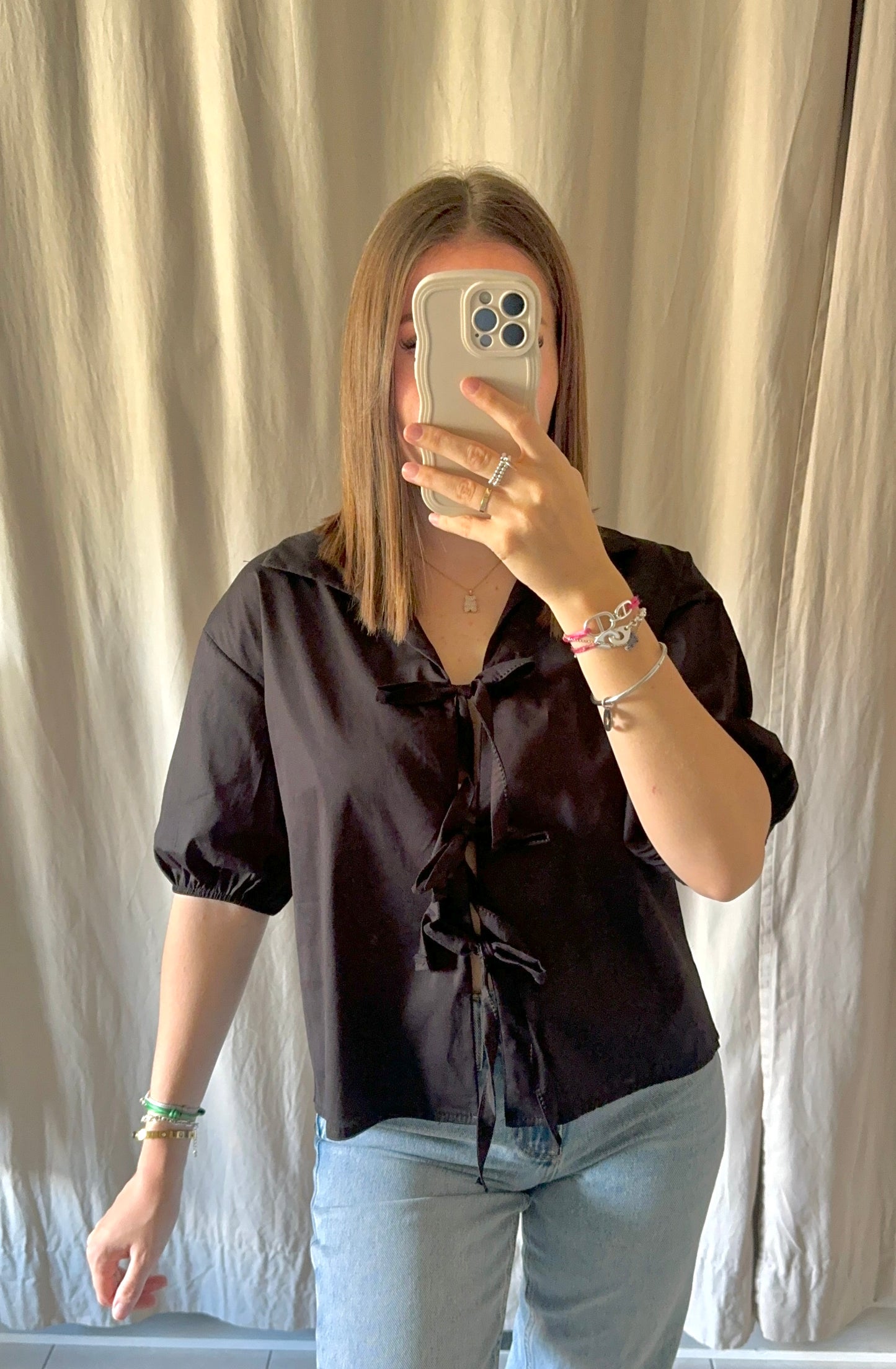 Blouse à noeuds noire