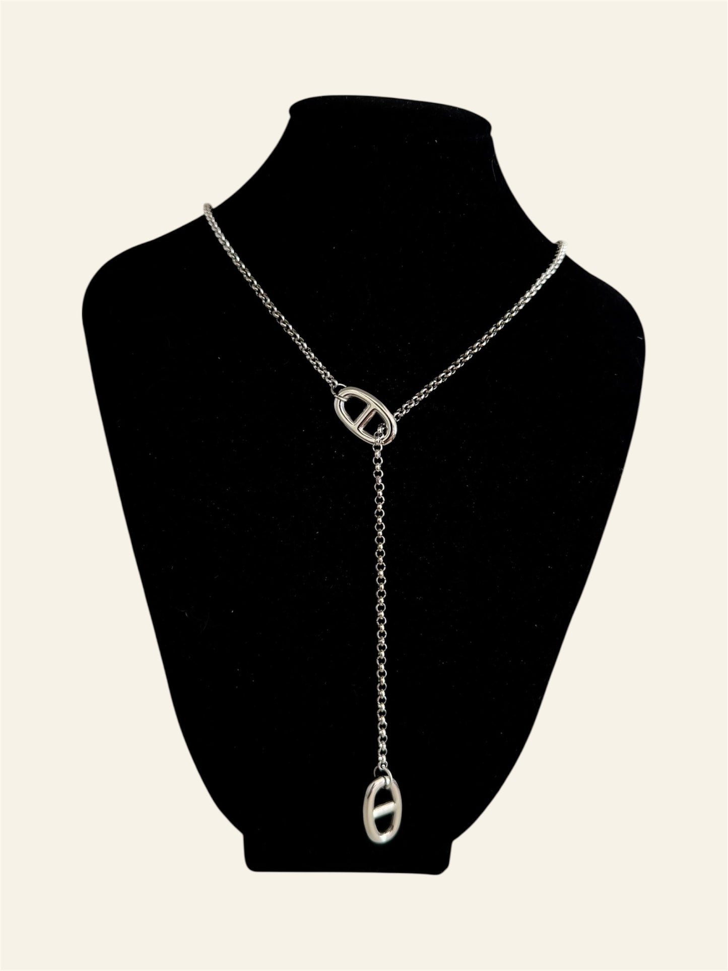 Collier KELLY
